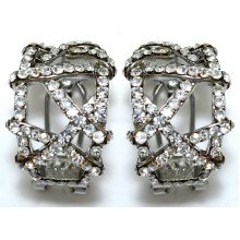 Сережки. Родій. Камені: білий циркон. Довжина: 22 мм. Ширина: 12 мм.
