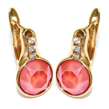 Сережки XР. Позолота 18К. Камені: Swarovski рожевого кольору та білий циркон. Довжина: 1.6 см. Ширина: 10 мм.