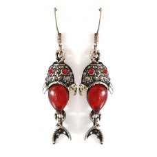 Сережки Fashion Jewelry. Під крапельне срібло. Камені: бордовий агат та гематит. Довжина: 4,7 см. Ширина: 13 мм.