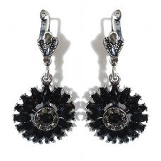 Сережки Fashion Jewelry. Під крапельне срібло. Камені: чорний агат та гематит. Довжина: 44 мм. Ширина: 22 мм.