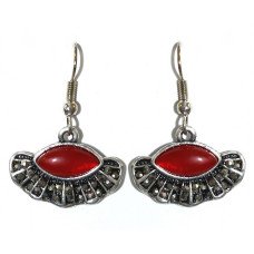 Сережки Fashion Jewelry. Під крапельне срібло. Камені: червоний агат та гематит. Довжина: 33 мм. Ширина: 22 мм.