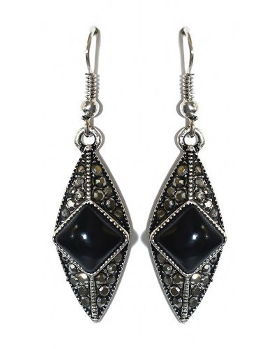 Сережки Fashion Jewelry. Під крапельне срібло. Камені: чорний агат та гематит. Довжина: 47 мм. Ширина: 12 мм.