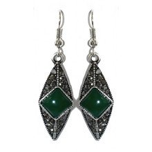 Сережки Fashion Jewelry. Під крапельне срібло. Камені: зелений агат та гематит. Довжина: 47 мм. Ширина: 12 мм.