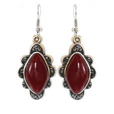 Сережки Fashion Jewelry. Під крапельне срібло. Камені: бордовий агат та гематит. Довжина: 50 мм. Ширина: 21 мм.