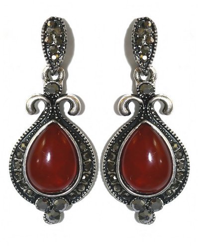 Сережки Fashion Jewelry. Під крапельне срібло. Камені: бордовий агат та гематит. Довжина: 41 мм. Ширина: 17 мм.