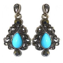 Сережки Fashion Jewelry. Під крапельне срібло. Камені: бірюзовий агат та гематит. Довжина: 39 мм. Ширина: 21 мм.
