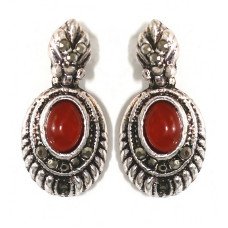 Сережки-гвоздики Fashion Jewelry Під крапельне срібло Камені: агат та гематит Довжина: 2.8 см Ширина: 14 мм