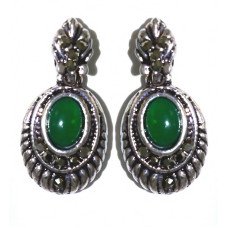 Сережки-гвоздики Fashion Jewelry. Під крапельне срібло Камені: агат та гематит Довжина: 2.8 см Ширина: 14 мм
