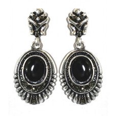 Сережки-гвоздики Fashion Jewelry. Під крапельне срібло Камені: агат та гематит Довжина: 3.8 см Ширина: 17 мм