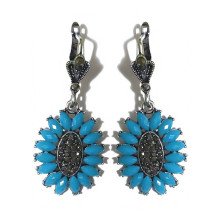 Сережки Fashion Jewelry. Під крапельне срібло. Камені: бірюзовий агат та гематит. Довжина: 4.4 см. Ширина: 20 мм.