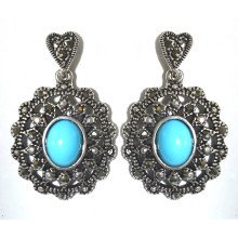 Сережки-гвоздики Fashionм Jewelry. Під крапельне срібло. Камені: агат та гематит. Довжина: 3.7 см. Ширина: 23 мм.