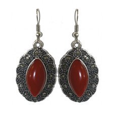 Сережки Fashion Jewelry. Під крапельне срібло. Камені бордовий агат та гематит. Довжина: 4.9 см. Ширина: 21 мм.