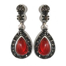 Сережки-гвоздики Fashion Jewelry. Під крапельне срібло. Камені: агат та гематит. Довжина: 32 мм Ширина: 13 мм.