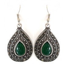 Сережки Fashion Jewelry. Під крапельне срібло. Камені: зелений агат та гематит. Довжина: 49 мм. Ширина: 23 мм.