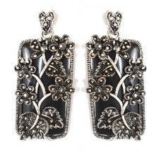 Сережки-гвоздики Fashion Jewelry. Під крапельне срібло. Камені: агат та гематит. Довжина: 51 мм. Ширина: 23 мм.