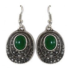 Сережки Fashion Jewelry. Під крапельне срібло. Камені: зелений агат та гематит. Довжина: 44 см. Ширина: 21 мм.