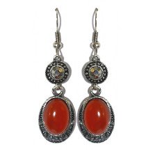 Сережки Fashion Jewelry. Під крапельне срібло. Камені: бордовий агат та гематит Довжина: 51 мм Ширина: 14 мм
