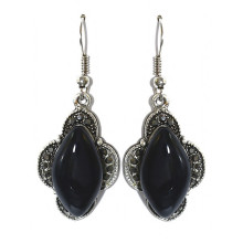 Сережки Fashion Jewelry. Під крапельне срібло. Камені: чорний агат та гематит Довжина: 47 мм Ширина: 19 мм