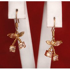 Сережки. Позолота. Камені: коричневий циркон. Довжина: 1,5 см. Ширина: 13 мм.