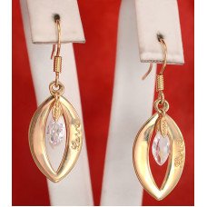 Сережки. Позолота. Камені: білий циркон. Довжина: 3,7 см. Ширина: 13 мм.