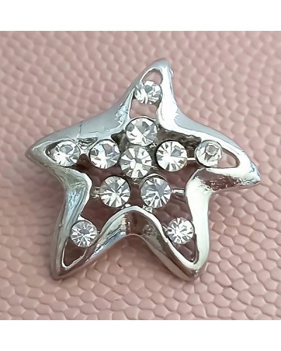 Брошка. Родій. Камені: циркон білого кольору. Діаметр: 2,5 см.