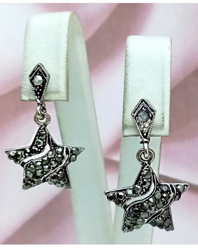 Сережки гвоздики. Колір: під крапельне срібло. Камені: гематит. Діаметр:20 мм