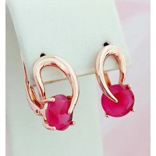 Сережки ХР. Позолота ЧВ. Камені: малиновий циркон. Довжина: 1,7 см