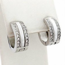 Сережки ХР. Родій. Камені: білий циркон та перламутр. Довжина: 1,4 см