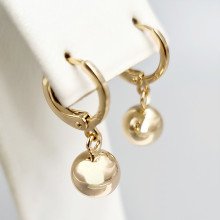 Сережки XР. Позолота 18К. Висота: 21 мм, ширина: 12 мм, діаметр кульки: 8 мм.