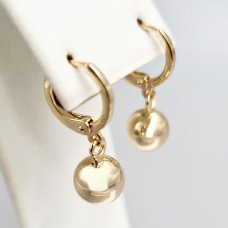 Сережки XР. Позолота 18К. Висота: 21 мм, ширина: 12 мм, діаметр кульки: 8 мм.