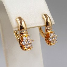 Сережки ХР. Позолота 18К. Камені: білий циркон. Довжина: 23 мм. Ширина: 7 мм.