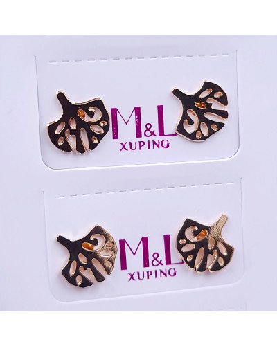 Сережки-гвоздики ХР M&L. Позолота 18К. Довжина: 9мм. Ширина: 9 мм. 12 пар