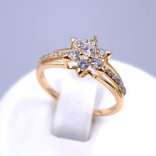 Каблучка XР. Позолота 18К. Камені: білий циркон. Є: 16р 17р 20р