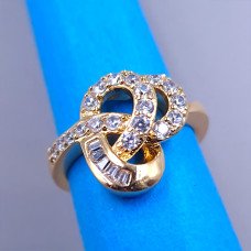 Каблучка XР. Позолота 18К. Камені: білий циркон. Є: 16р 17р 18р 19р 20р