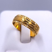Сталева каблучка з рифленням. Позолота 18К. Є: 17р
