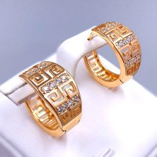 Сережки XР. Позолота 18К. Камни: белый циркон. Диаметр: 18 мм Ширина: 10 мм