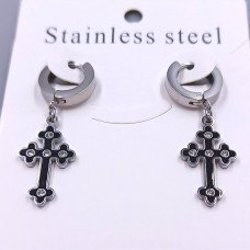 Сережки Stainless Steel з чорною емаллю та цирконами. Сталь. Родій. Довжина: 37 мм. Ширина: 13 мм.