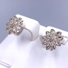 Серьги ХР. Родий. Діаметр: 10 мм. Ширина: 11 мм.