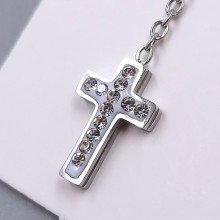 Сережки-гвоздики Stainless Steel з білою емаллю та цирконами. Сталь. Родій. Довжина: 62 мм. Ширина: 8 мм.
