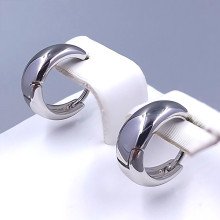 Серьги ХР M&L. Родий. Діаметр: 11 мм. Ширина: 5 мм.