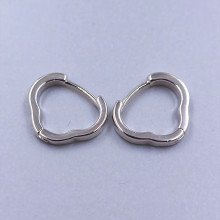 Серьги ХР. Родий. Довжина: 12 мм. Ширина: 2 мм.