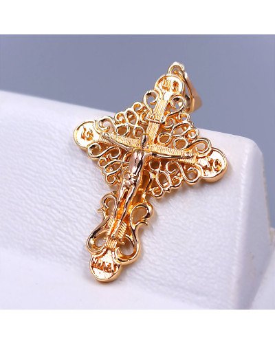 Хрестик ХР M&L. Позолота 18К. Довжина: 40 мм. Ширина: 24 мм.