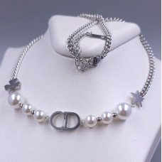 Ланцюжок Stainless Steel з кулонами. Сталь. Родій. Камені: циркон та перли. Довжина ланцюжка: 42-47 см