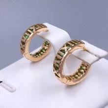 Сережки XР M&L. Позолота 18К. Камені: циркон зелений. Діаметр: 15 мм. Ширина: 4 мм.