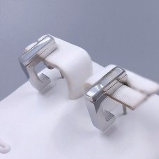 Сережки-гвоздики Stainless Steel. Сталь. Родій. Довжина: 10 мм. Ширина: 3 мм.
