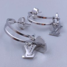 Сережки-гвоздики Stainless Steel. Сталь. Родій. Довжина: 26 мм. Ширина: 5 мм.