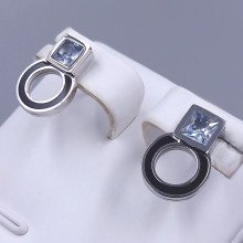 Сережки-гвоздики Stainless Steel. Сталь. Родій. Довжина: 14 мм. Ширина: 10 мм.