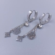 Сережки Stainless Steel. Сталь. Родій. Довжина: 45 мм. Ширина: 8 мм.