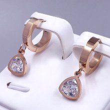 Сережки Stainless Steel. Сталь. Позолота ЧВ. Довжина: 25 мм. Ширина: 8 мм.