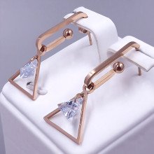 Сережки-гвоздики Stainless Steel. Сталь. Позолота ЧВ. Довжина: 33 мм. Ширина: 15 мм.